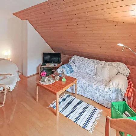 Nice In Waren Mueritz With Kitchen Апартаменты Варен