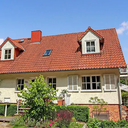 Апартаменты Nice In Waren Mueritz With Kitchen Варен